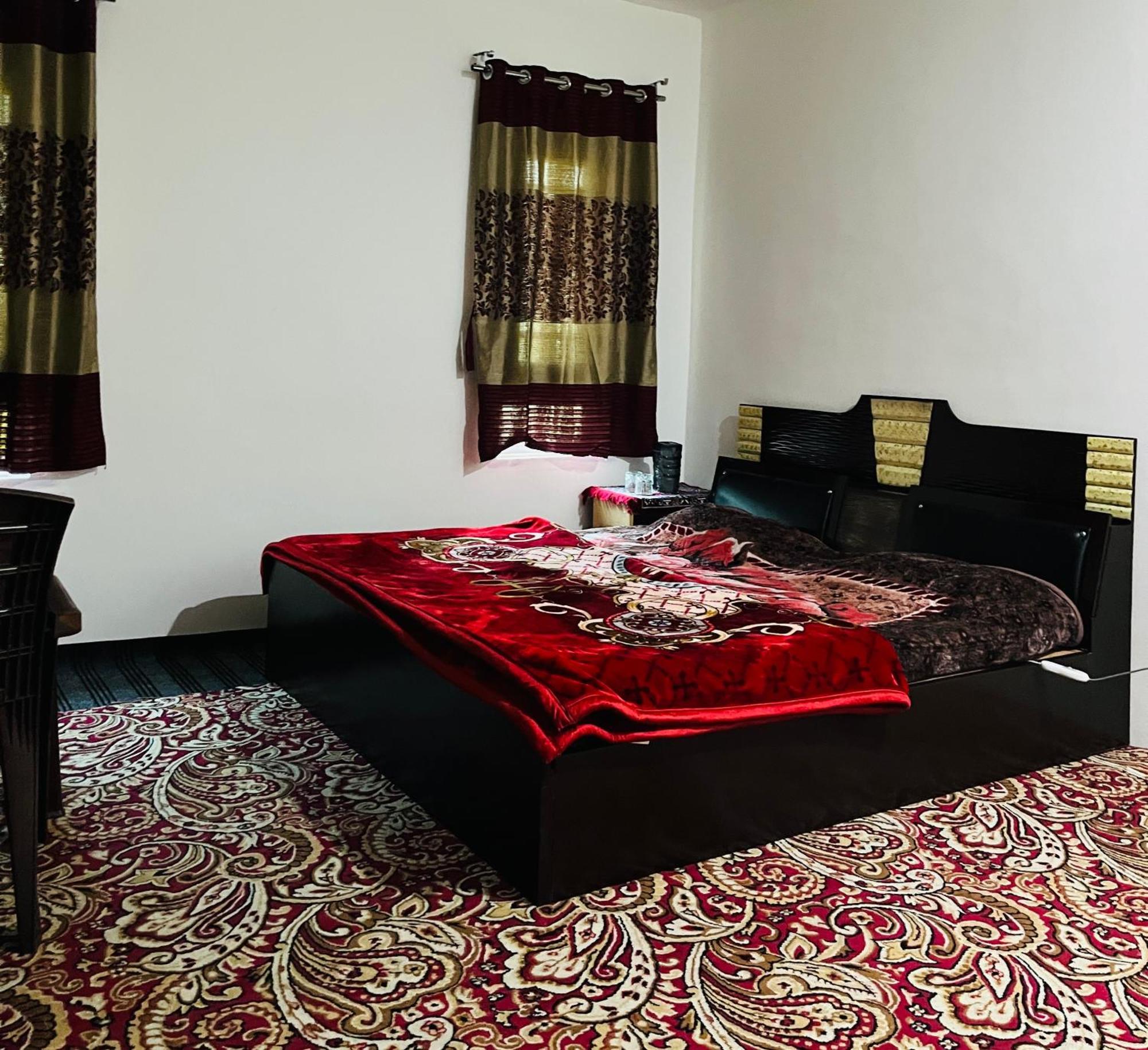 Apartamento Sunset View Gulmarg Exterior foto